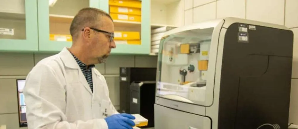 Perícia Forense no Ceará: Novo Equipamento de DNA Revoluciona a Investigação Criminal