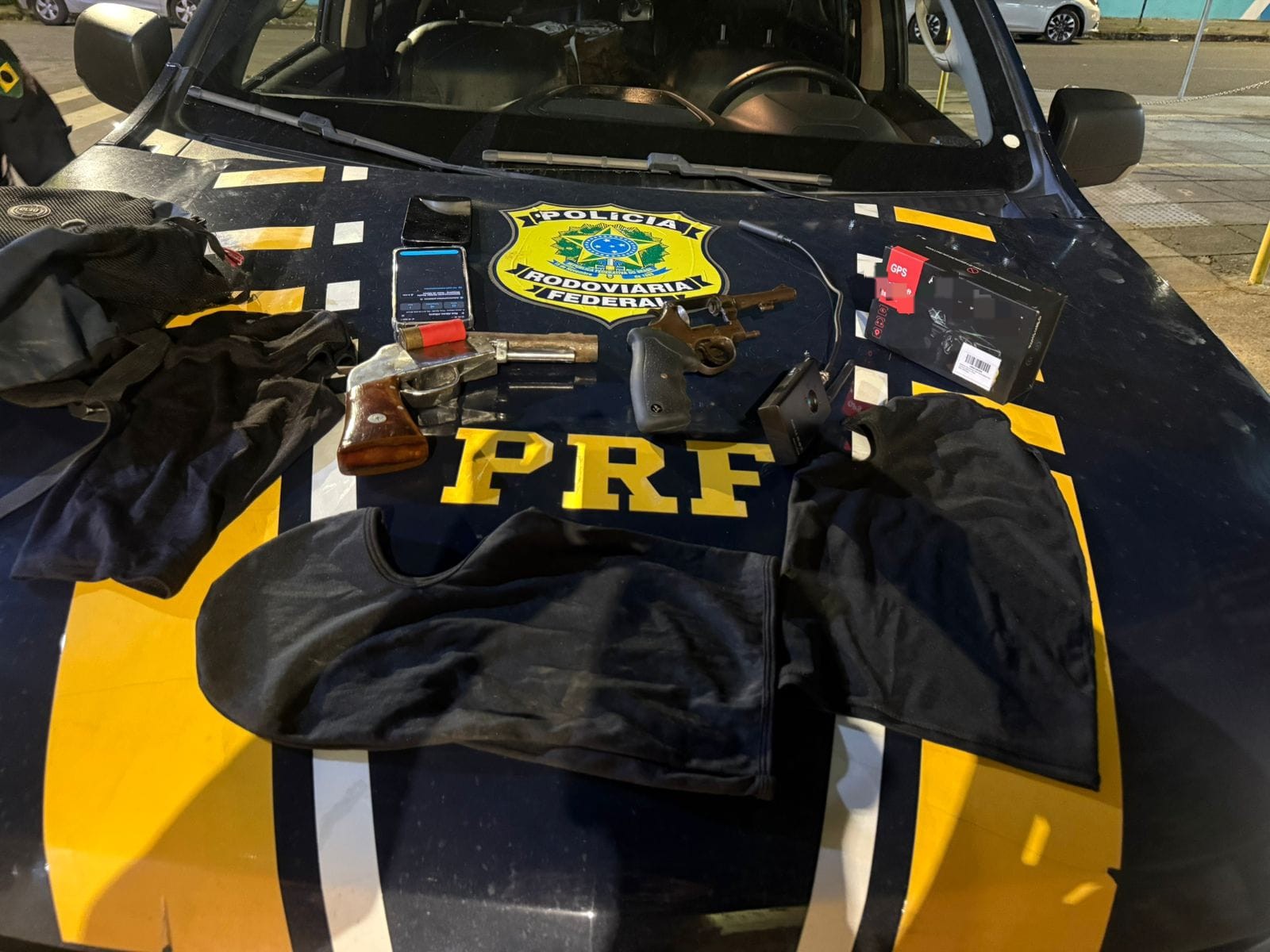 Perseguição Poloricial no Recife: 3 Homens são Presos e um Fugiu