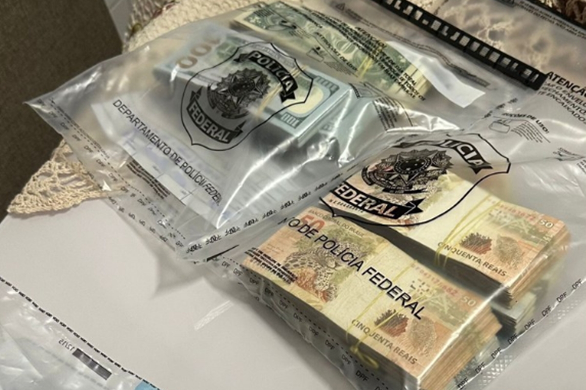 PF desmonta contrabando milionário que usava excursões de turismo