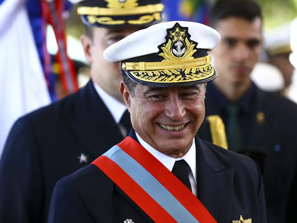 PGR rejeita plano da Marinha para reduzir pena de almirante golpista: 'Dupla vantagem' e falhas encontradas