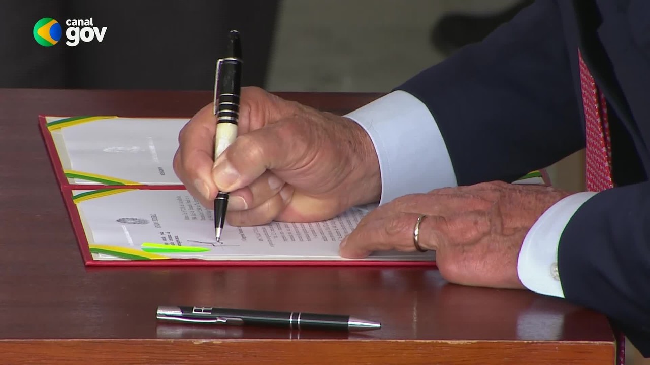 PL da Dosimetria: saiba o que acontece após o veto de Lula à proposta que reduz penas de B