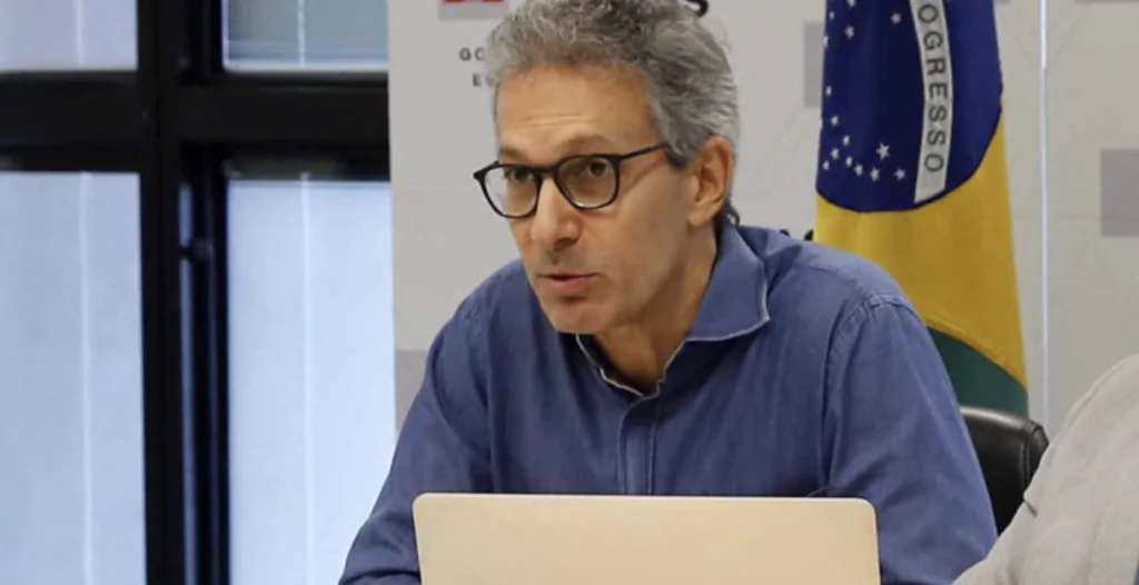 PPP em escolas de Minas prevê bônus por aprendizado a empresas sem cuidar do ensino