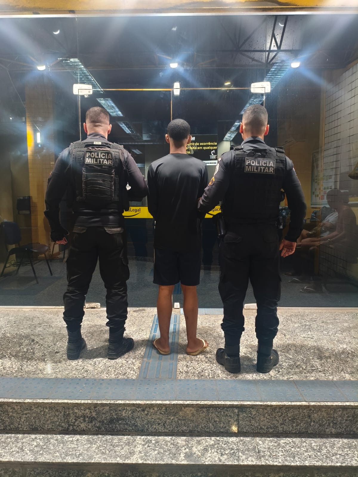 Preso em Paracambi: Jovem de 18 anos é capturado por suspeita de envolvimento em homicídios