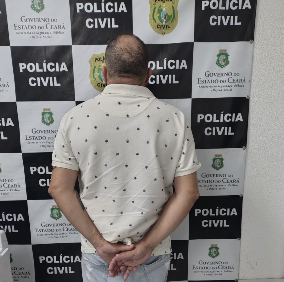 Prisão em Crateús: Polícia Civil cumpre mandado e apreende arma de fogo