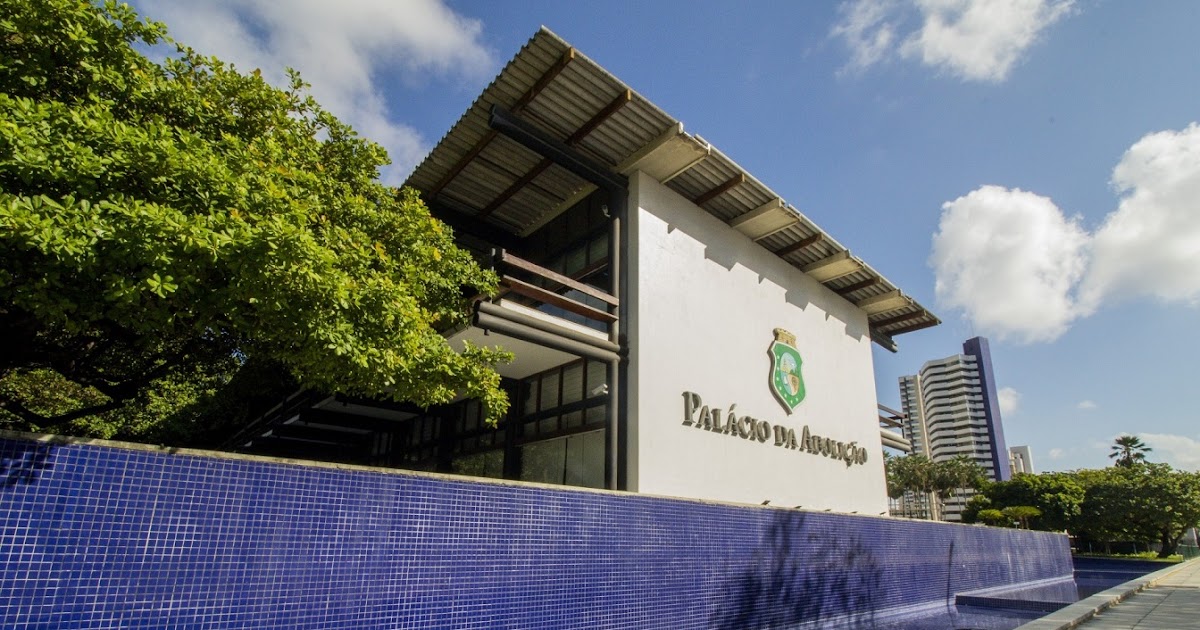 Professores Cearenses: Governo Anuncia Promoção para 7.356 Docentes com Pagamento Retroativo