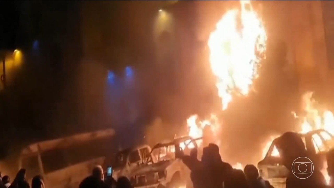 Protestos contra a ditadura já deixam quase 50 mortos no Irã, segundo grupos de direito hu