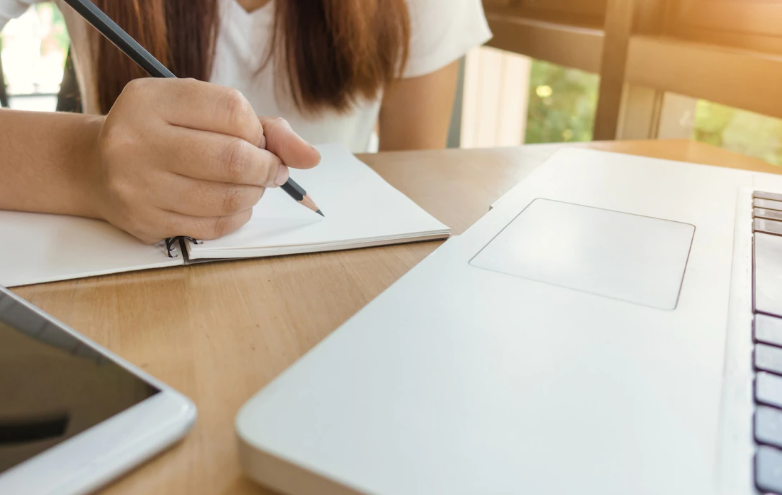 Retomada de Estudos após o Carnaval: Dicas de Especialistas para Concurseiros