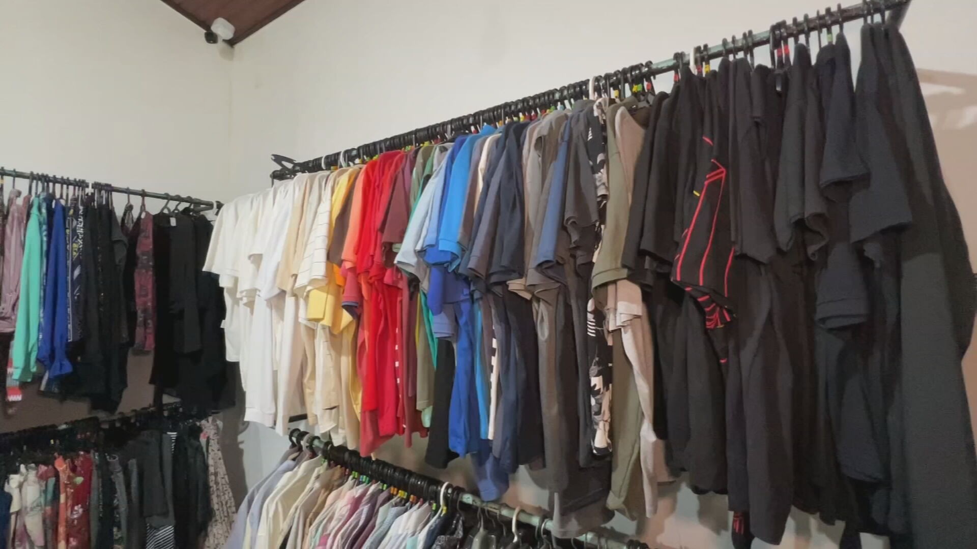 Roupas, calçados e decoração: bazar solidário do Gpaci arrecada fundos para instituição em