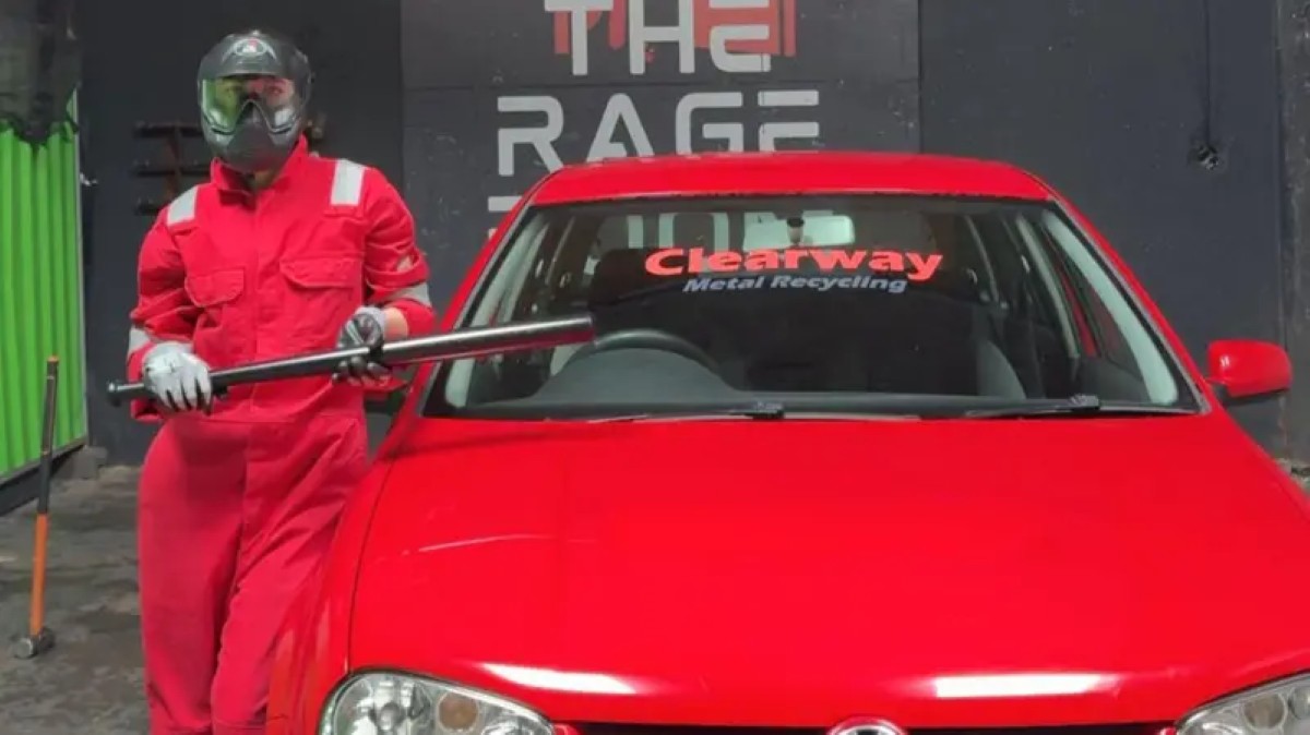 Saiba como são as 'Salas da Fúria' onde você pode liberar a raiva e aliviar o estresse