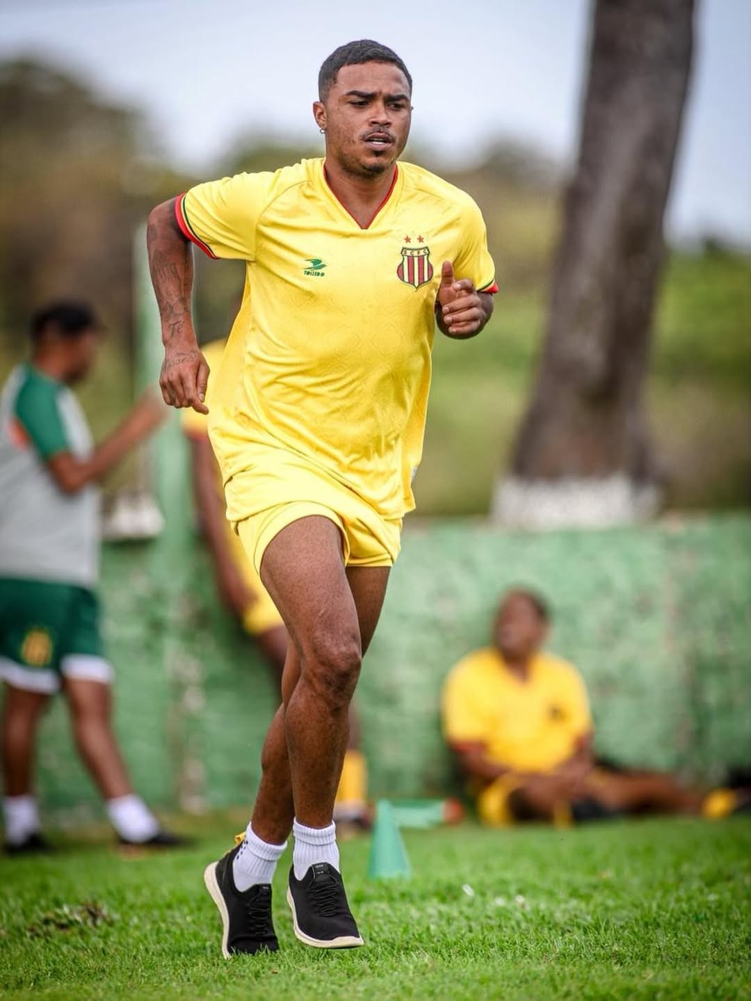 Sampaio intensifica treinos para estreia no Maranhense; Emerson Carioca é aposta no ataque