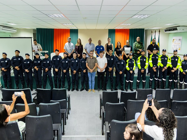 Santa Quitéria Aumenta Segurança com Novos Guardas e Agentes de Trânsito