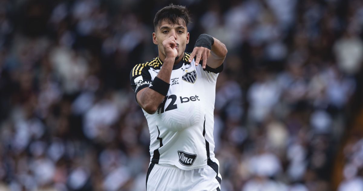 Santos negocia contratação de meio-campista do Atlético-MG; saiba detalhes
