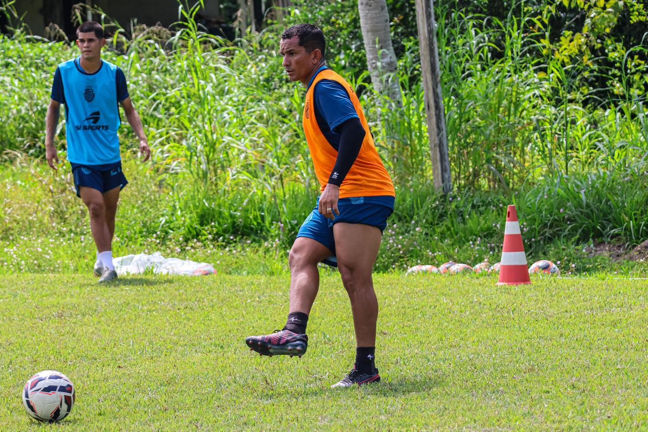 São Raimundo confirma chegada do meia Marllon para o Amazonense 2026