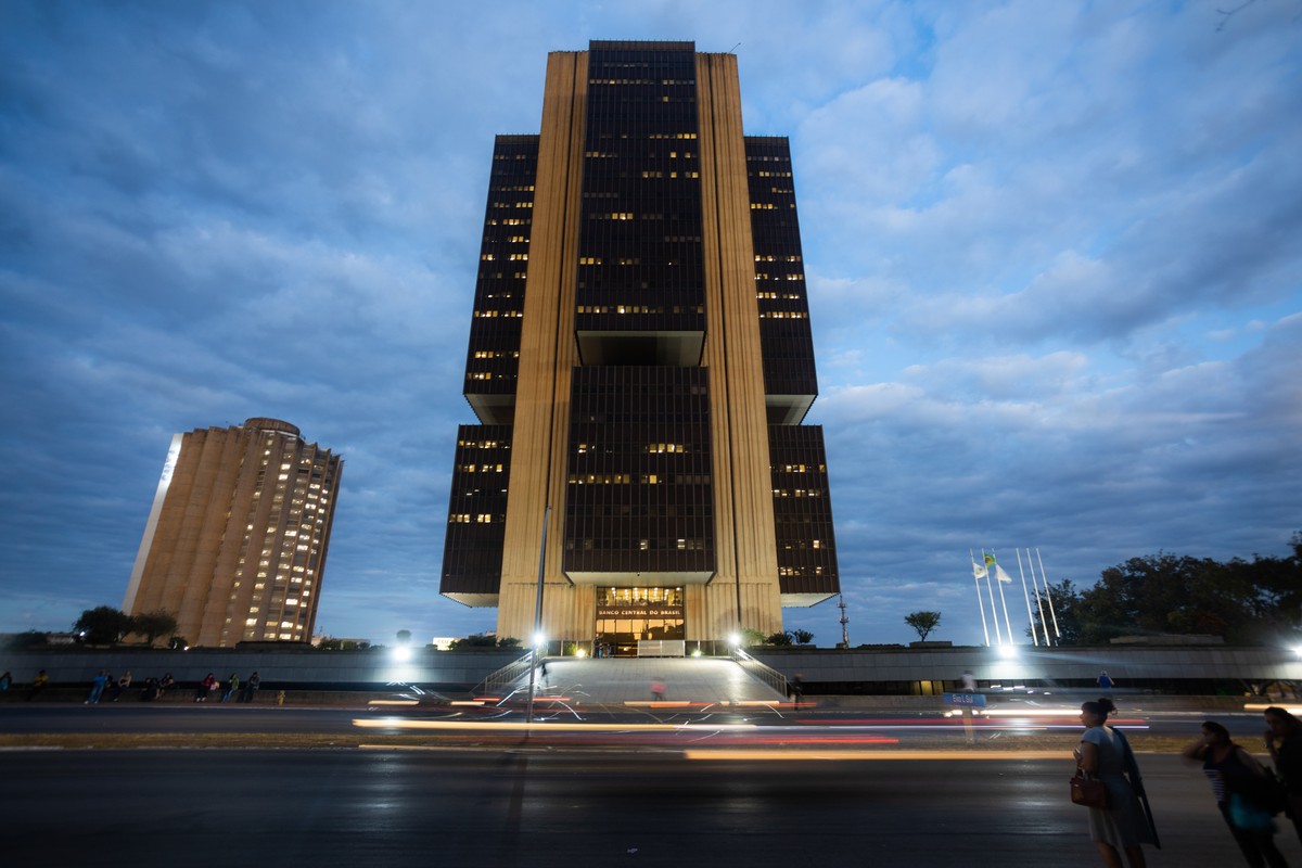 Sindicato de servidores diz que caso Master serve como lição para que Banco Central seja ‘