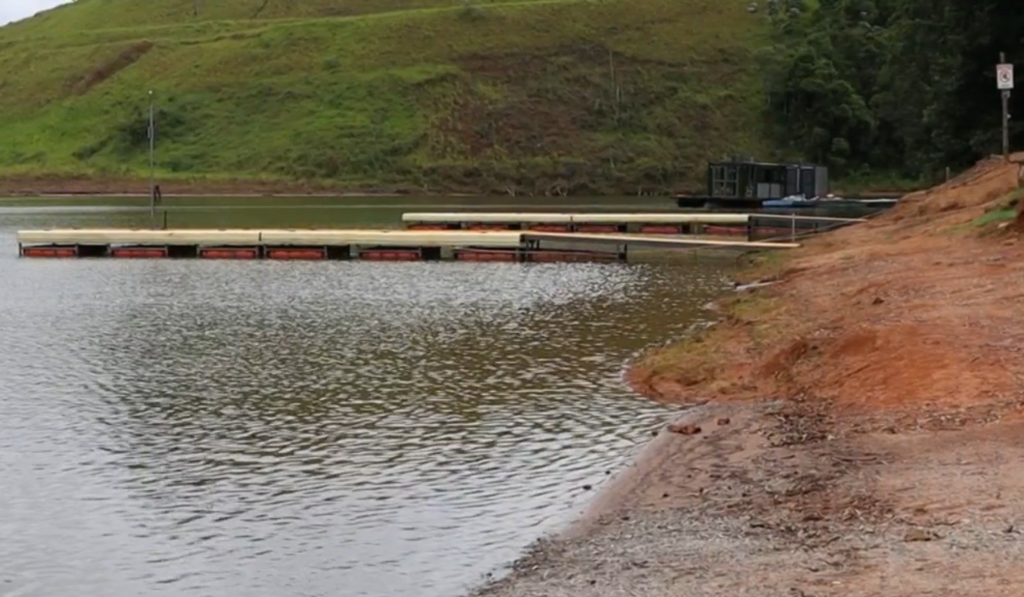 Sistema Cantareira opera com menos da metade do volume de janeiro do ano passado
