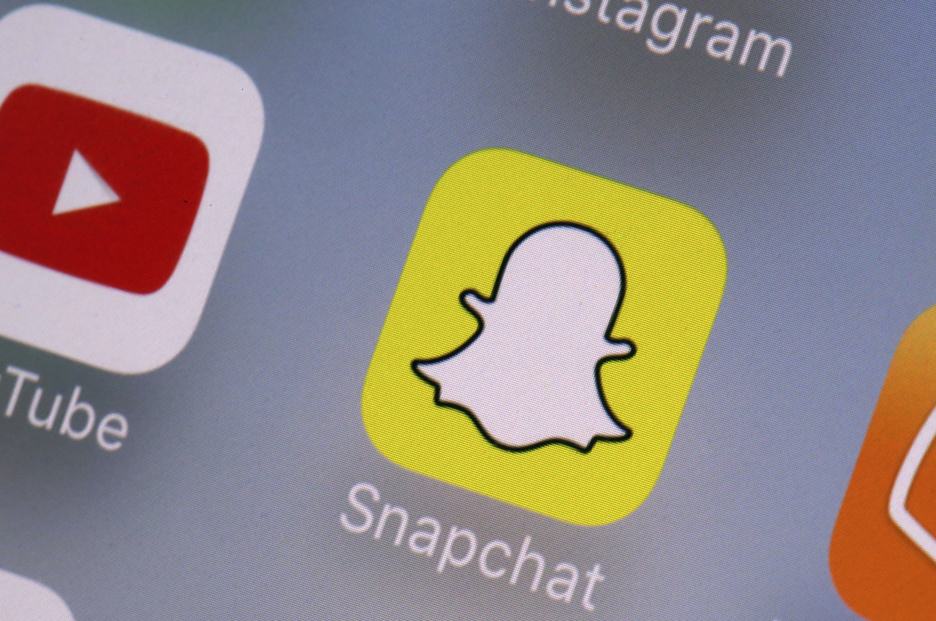 Snapchat Sob Investigação: EU Acusa Plataforma de Não Prevenir Aliciamento de Menores