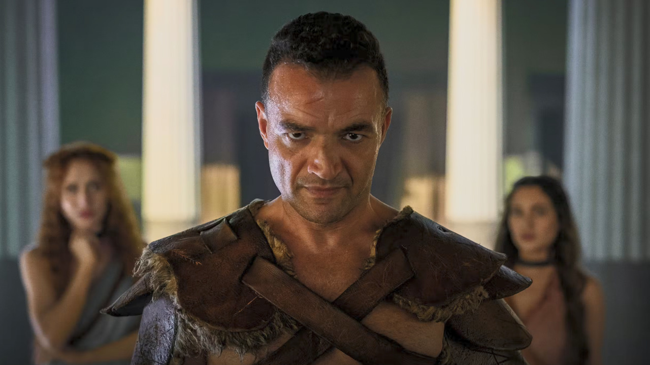 Spartacus: House of Ashur Cancelado: O Que Saiu Errado e o Que Vai Virar