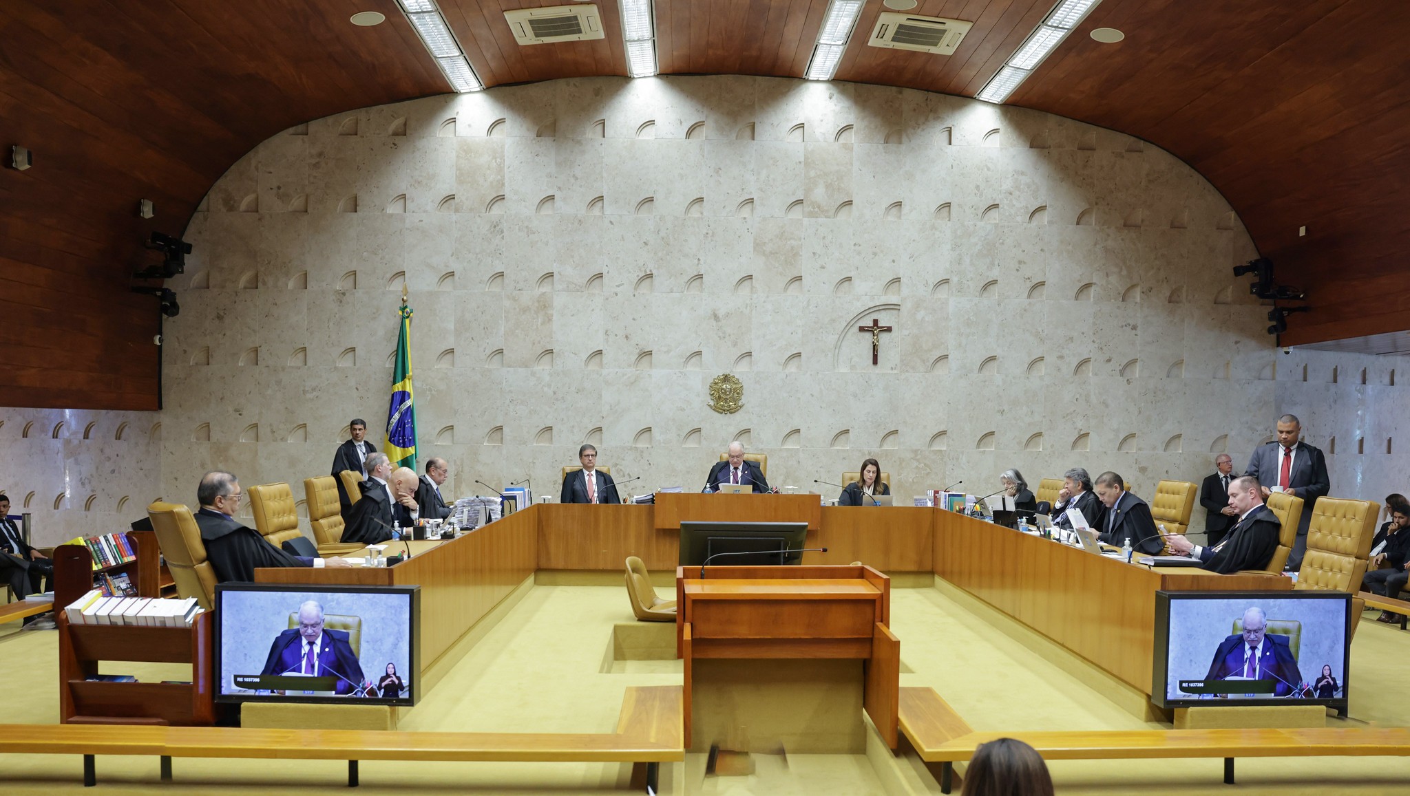 STF Ajusta Responsabilidade das Big Techs: Prazo de 60 Dias para Implementação