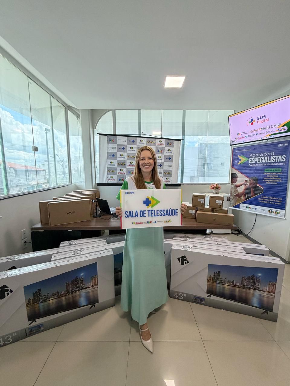 TeleSaúde em Crateús: Prefeita Janaína Farias Anuncia Implantação de Ferramenta Revolucionária