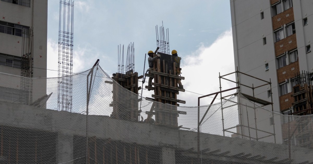 Tenda quer elevar fatia de investidores estrangeiros para mais de 50%