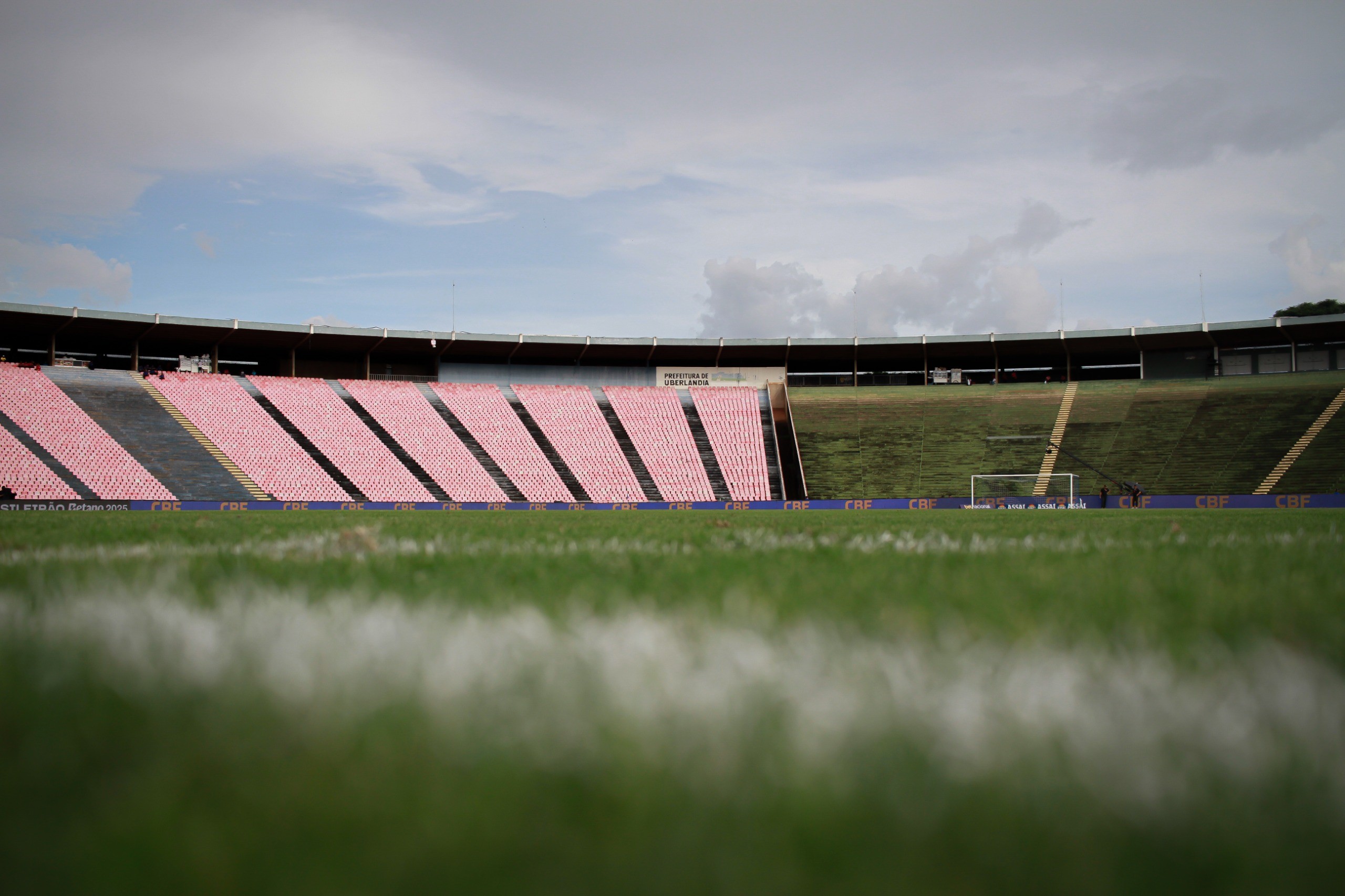 Tombense e Cruzeiro pelo Mineiro será disputado no Parque do Sabiá, em Uberlândia