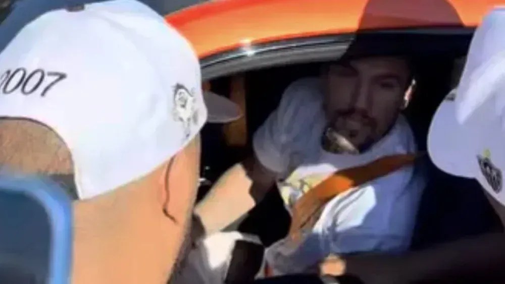 Torcedores do Atlético vão ao CT, cobram jogadores e discutem com Lyanco