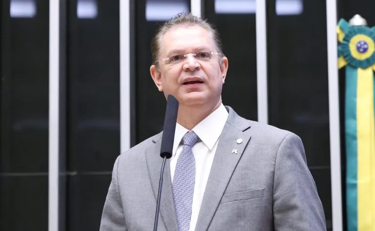 Transparência Triunfa: Câmara Despacha Proibição de Sigilo para Gastos Públicos