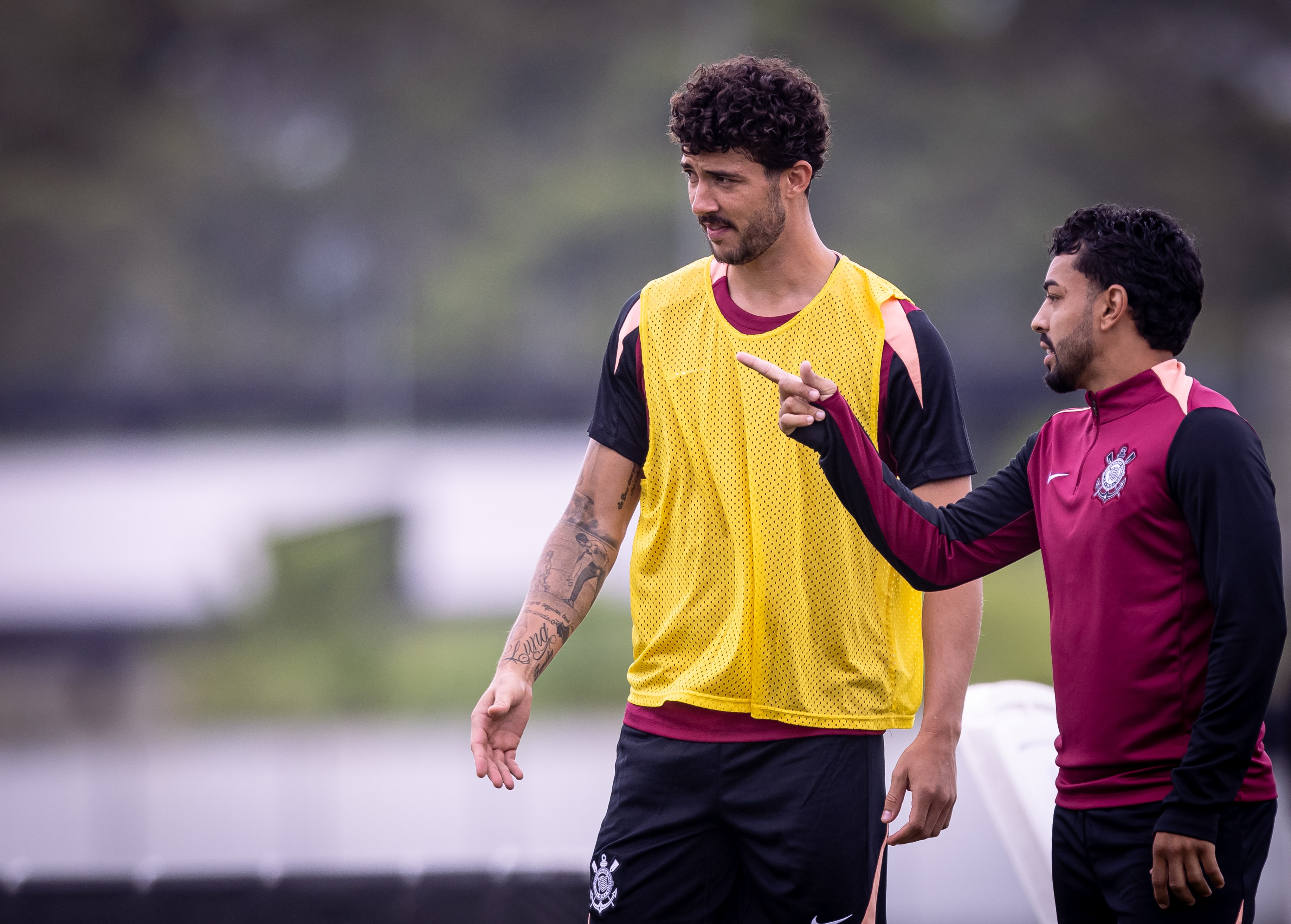 Treino do Corinthians: Dorival trabalha enfrentamentos em campo reduzido 