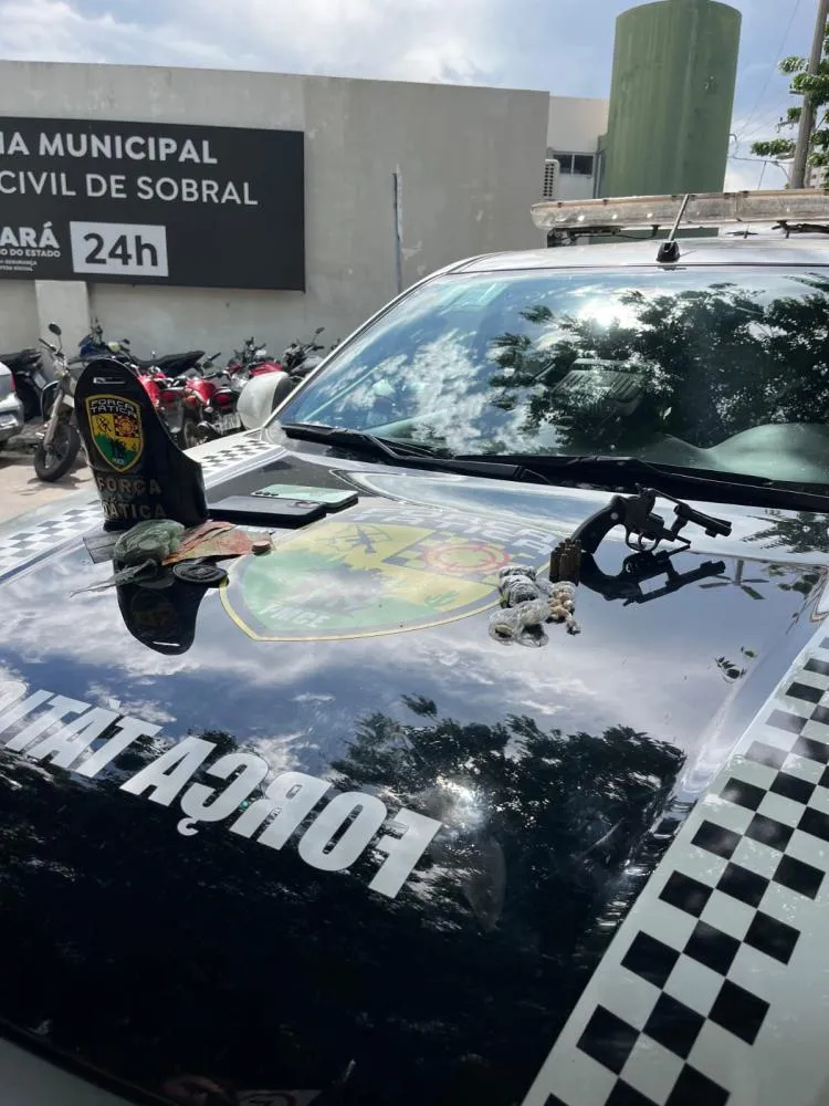 Triplo Homicídio em Sobral: Polícia Militar Prende Suspeitos com Arma e Drogas