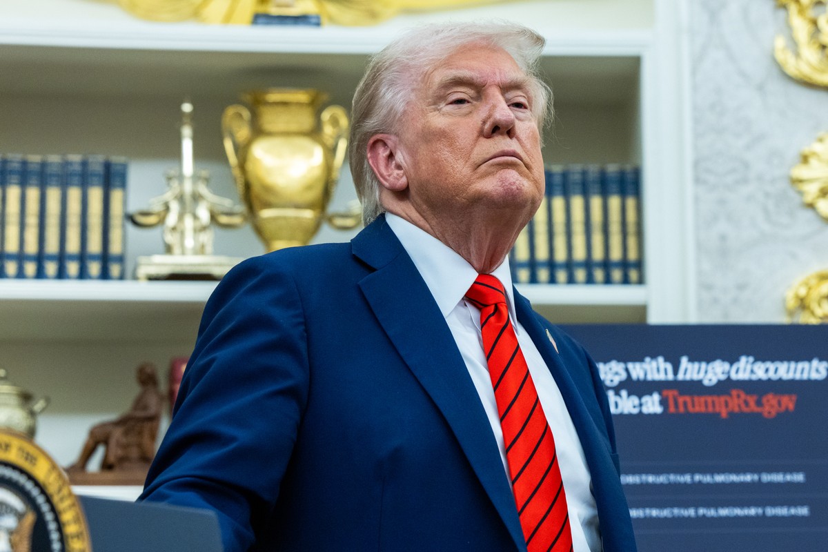 Trump usa decreto para pressionar executivos do setor de defesa a investir na produção