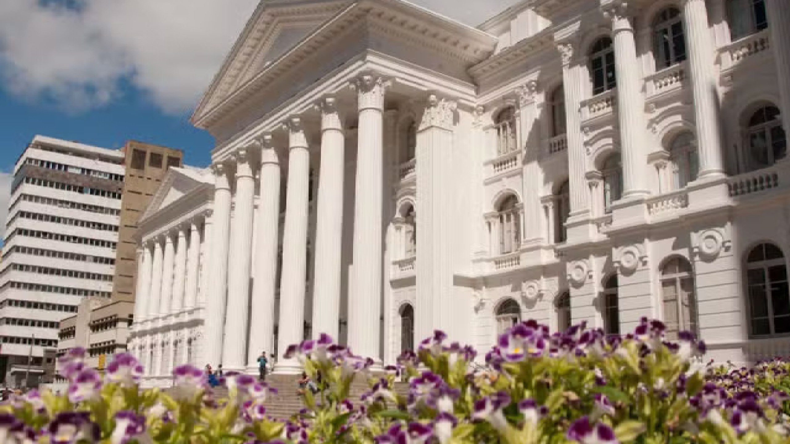 UFPR abre vagas para 56 cursos de graduação através do Enem