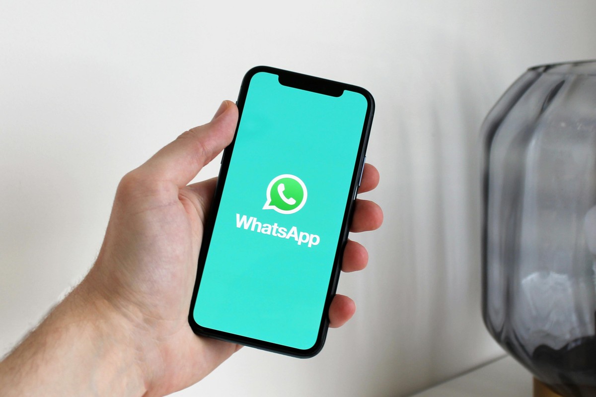 União Europeia considera aumentar pressão sobre WhatsApp em torno de conteúdos ilegais