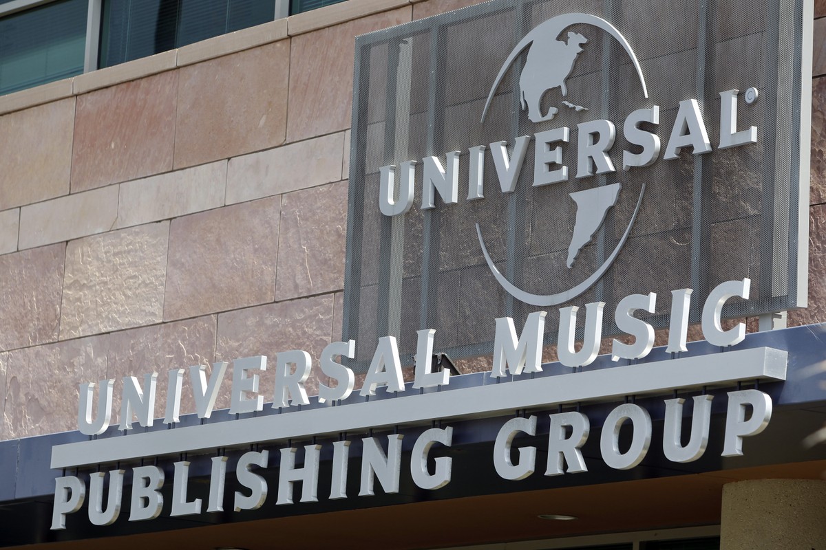 Universal Music compra participação em estúdio indiano Excel