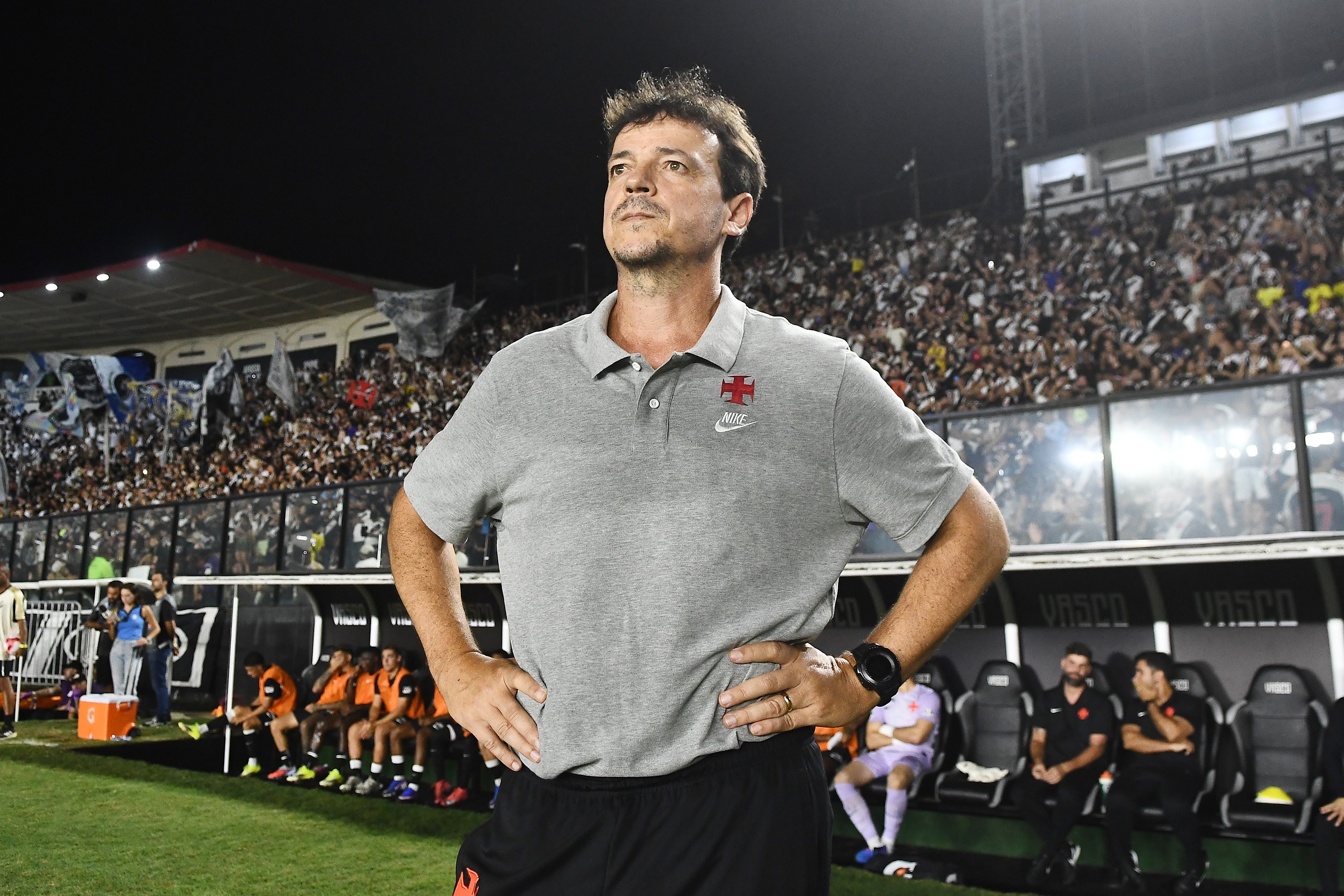 Vasco x Volta Redonda: Coutinho é Substituído e Técnico Explica