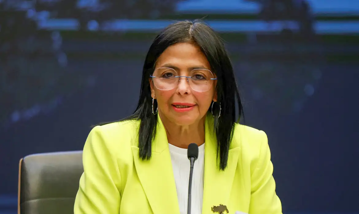 Venezuela começa a libertar presos políticos após intervenção militar dos EUA