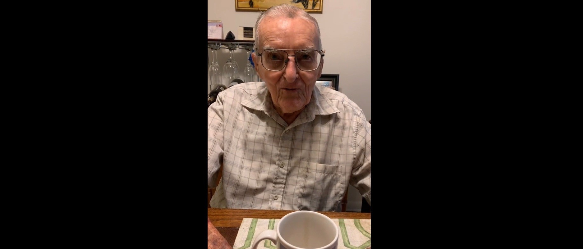 Vídeo que faz você chorar é #FAKE: Avô vende colares para pagar tratamento da neta com IA