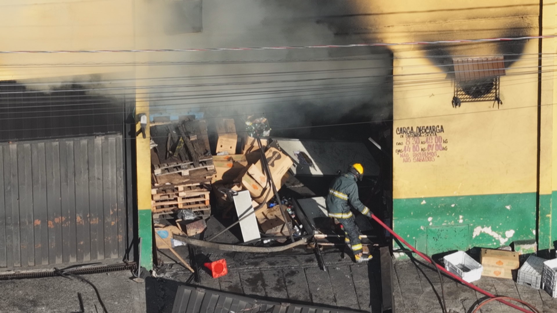 Vistoria em supermercado que explodiu no RS exige novo plano contra incêndio para reabertu