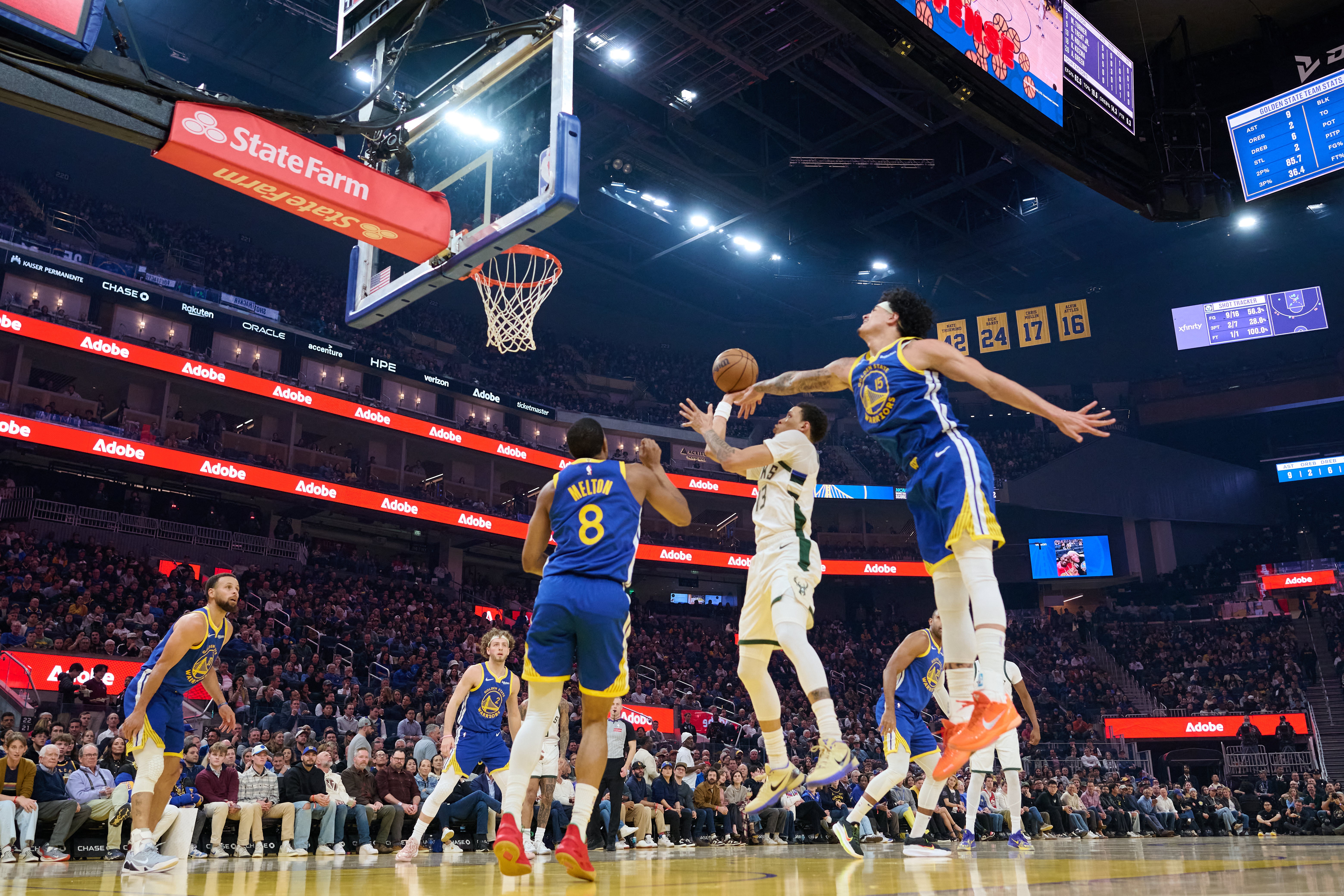 Vitória dos Warriors tem passe sem olhar de Gui Santos para Curry e briga entre torcedores