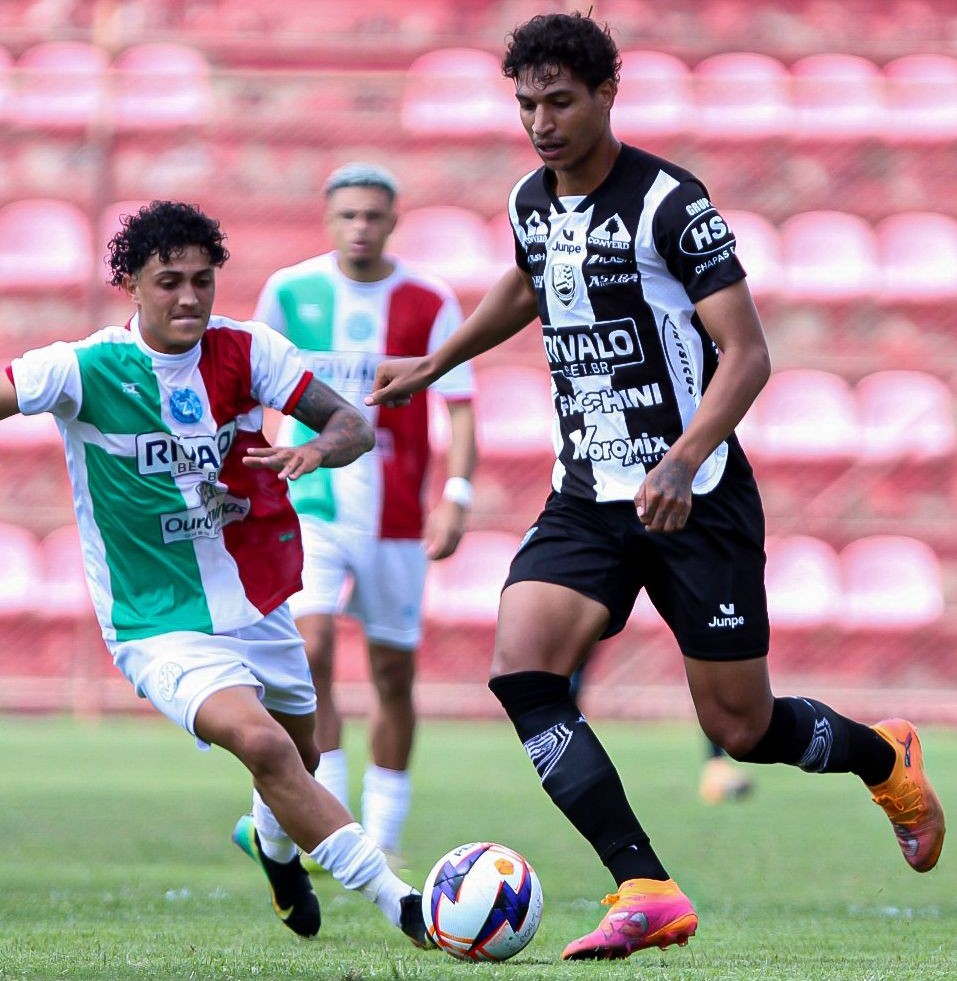 Votuparangoenses celebram vitória fora de casa no Campeonato Paulista