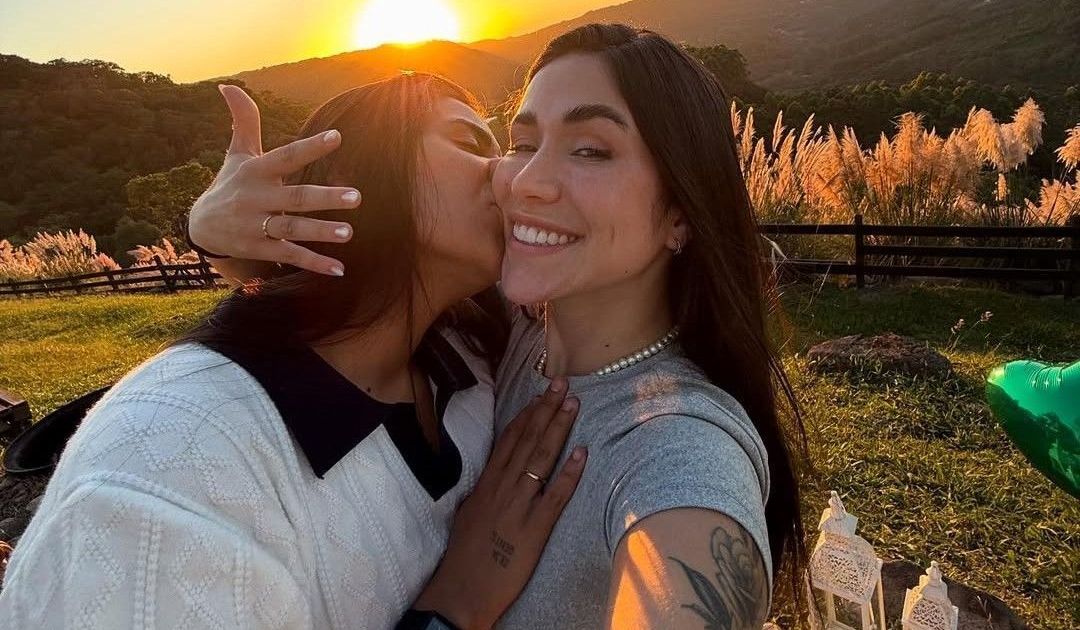 Yasmin Santos e Maria Venture aparecem juntas nos EUA após término polêmico